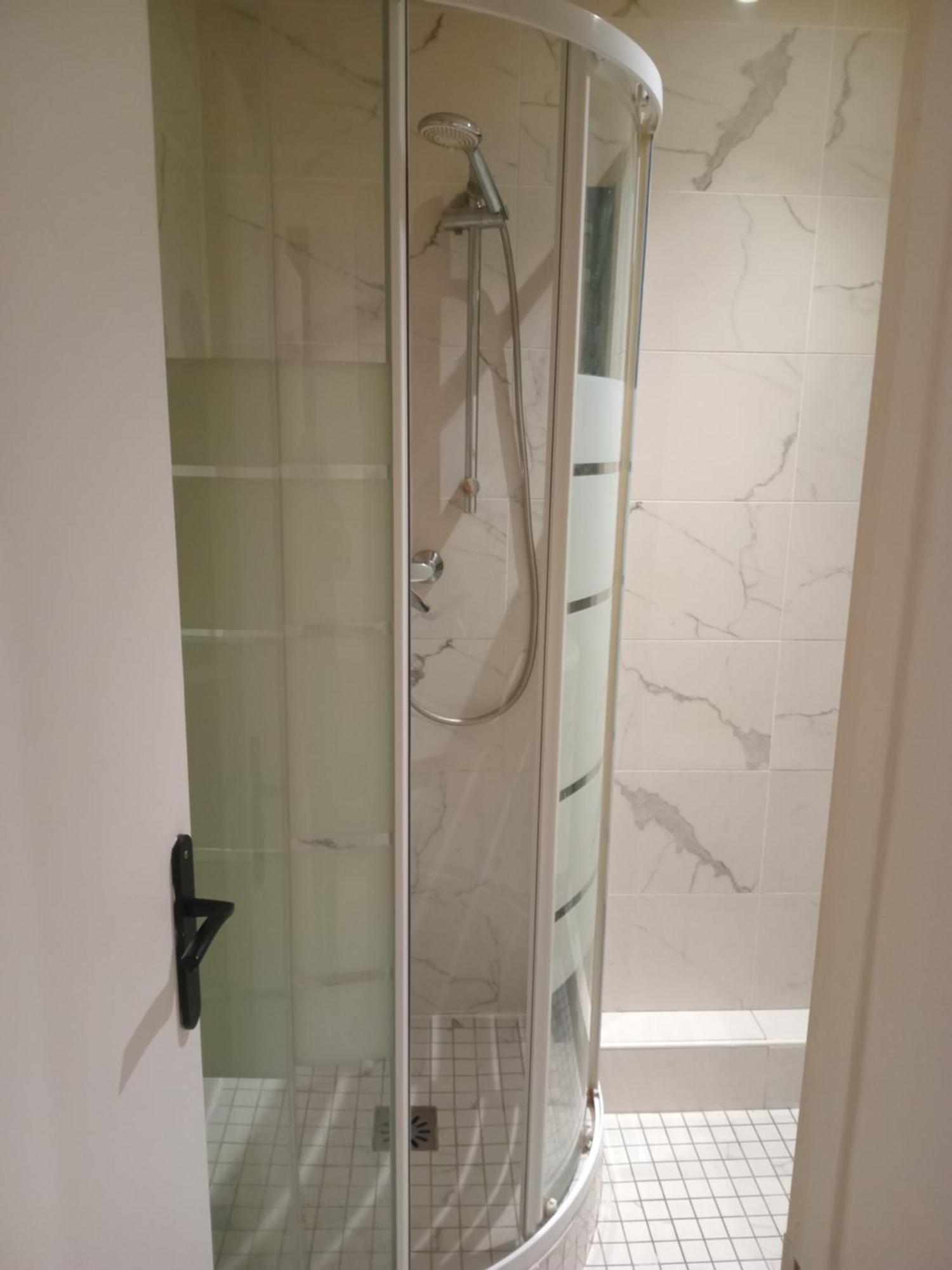 Appartement 2 Pieces Proche Centre *